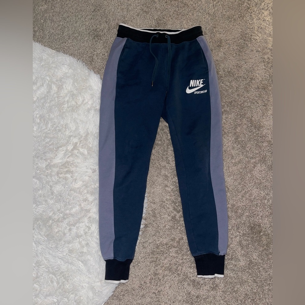 Nike Joggers